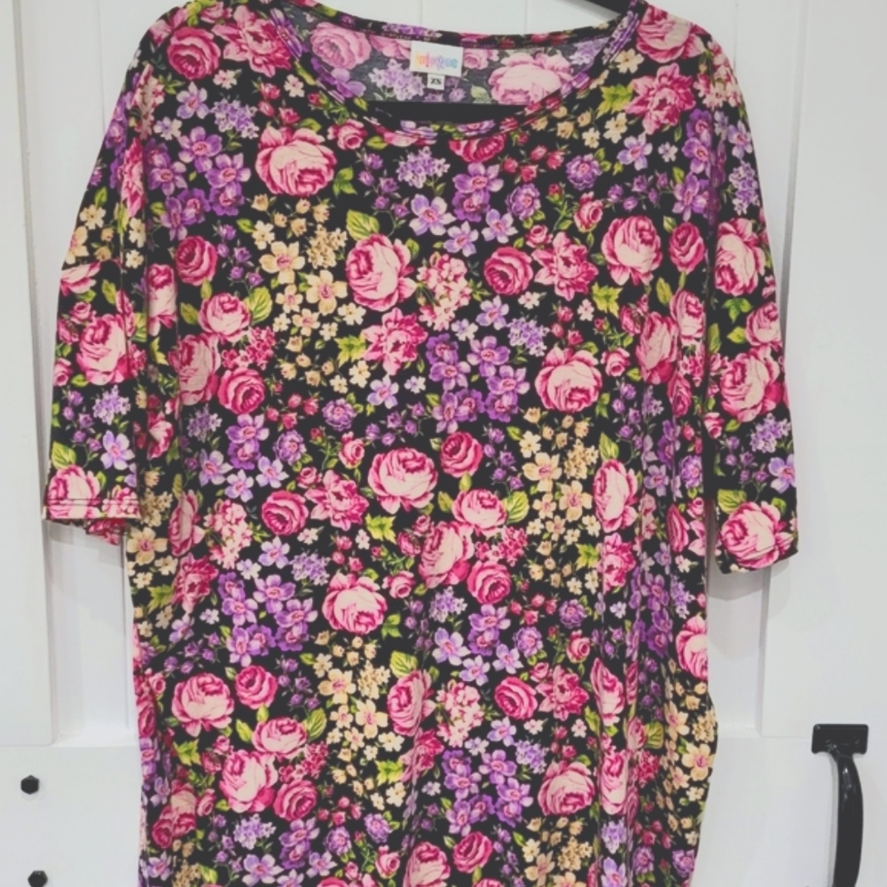 Lularoe XS Irma Floral Tunic Shirt